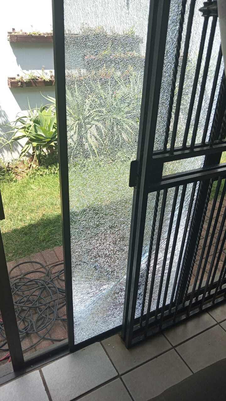 Sliding door Broken Glass