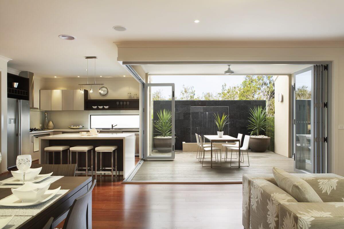 Vista Fold Door